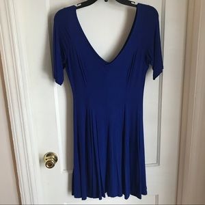 Beautiful bright blue dress (5% spandex)!💙